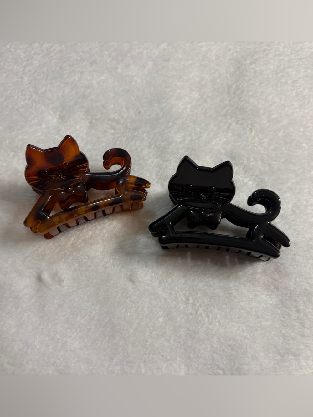 Kids Cat-Shaped Hair Claw Clips - Black and Tortoiseshell